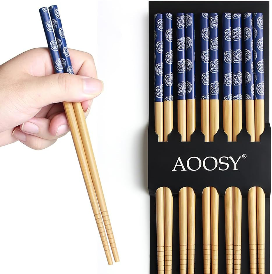 5-Pair Bamboo Chopsticks Reusable Classic Japanese Chop Sticks Gift Set, Dishwasher Safe, Hand-Carved 8.8 Inch/22.5Cm (Blue round Chopsticks with Box)