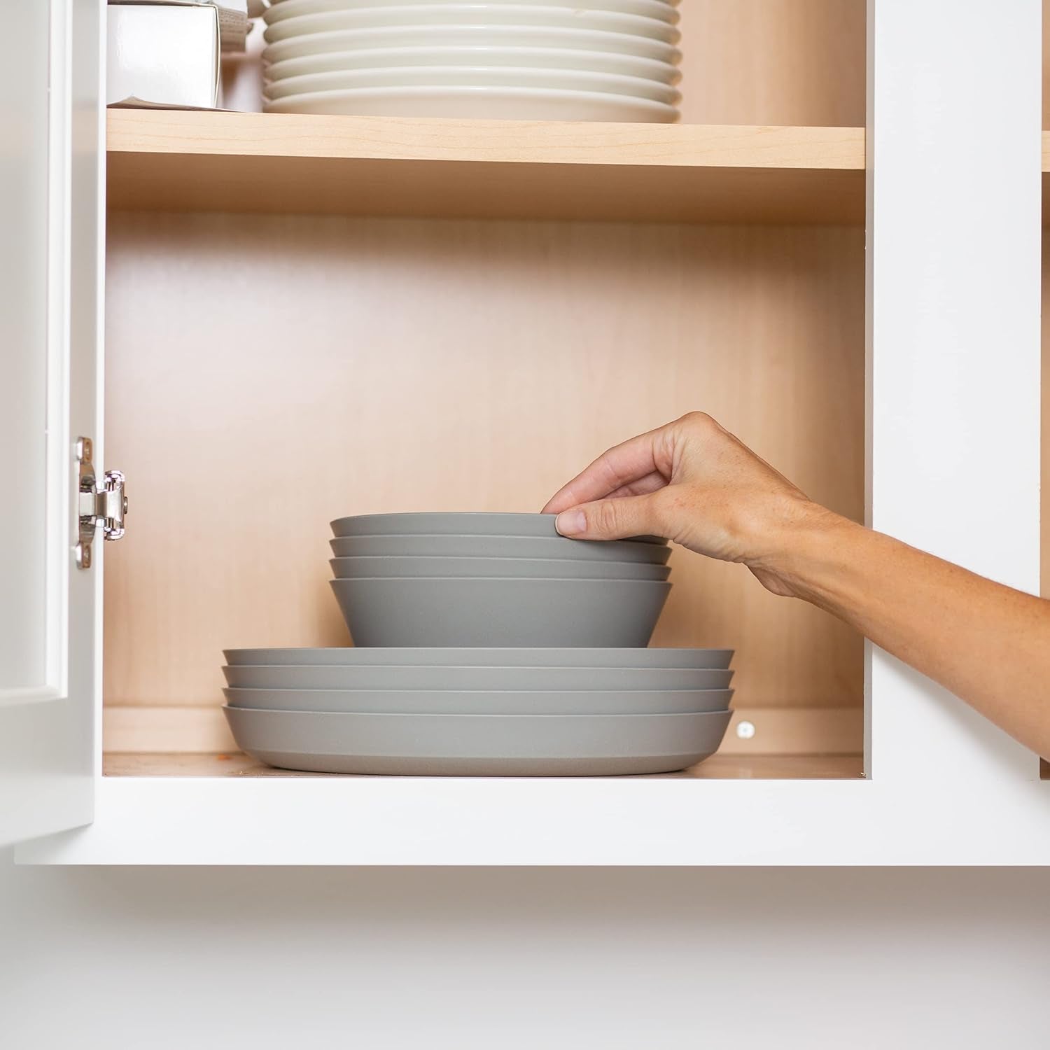 Premium Wheat Straw Plates and Bowls Sets - 8-Piece Wheat Straw Dinnerware Sets - Unbreakable & Reusable Microwave Safe Plastic Dinner Plates for Outdoors, RV, Camping Dishes - Feather