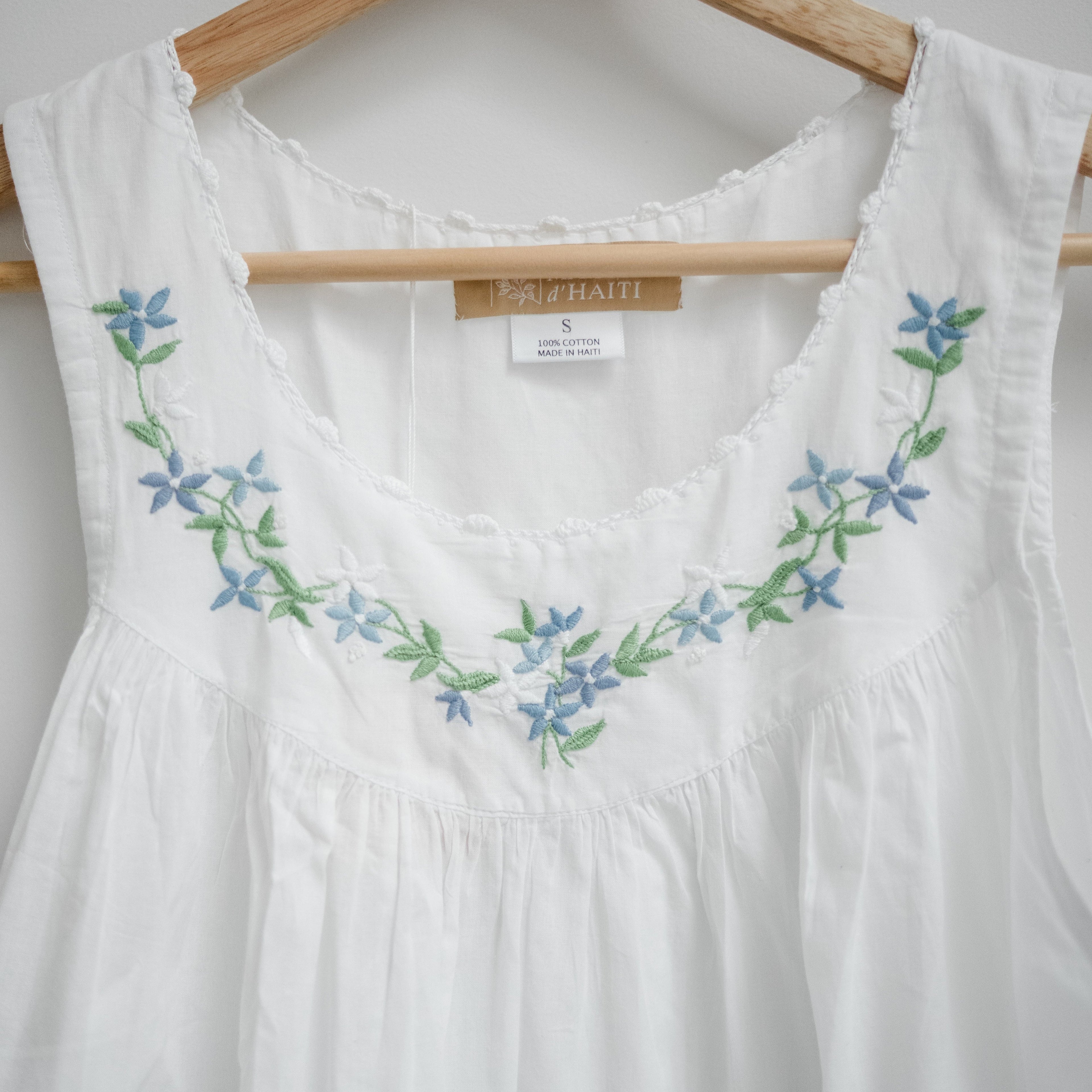 The Sarah Garland Nightgown - Blue