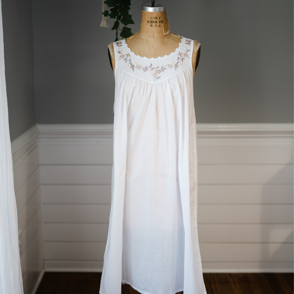 The Sarah Garland Nightgown - Taupe