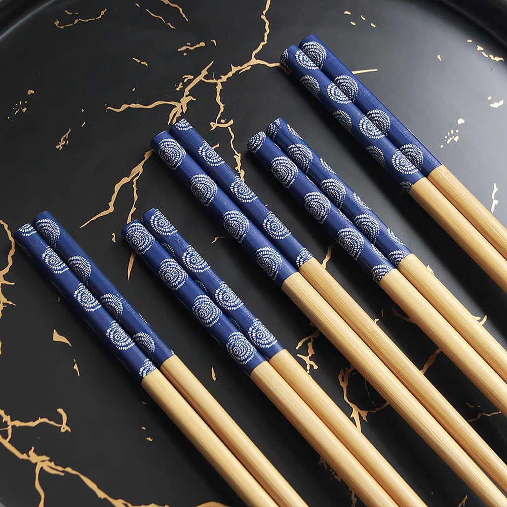 5-Pair Bamboo Chopsticks Reusable Classic Japanese Chop Sticks Gift Set, Dishwasher Safe, Hand-Carved 8.8 Inch/22.5Cm (Blue round Chopsticks with Box)